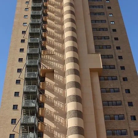Vistamar Apts 3* ベニドルム